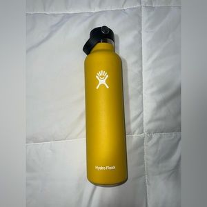 Yellow Hydroflask
